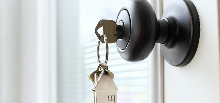 Bifold Door Knob Replacement in Truckee, California